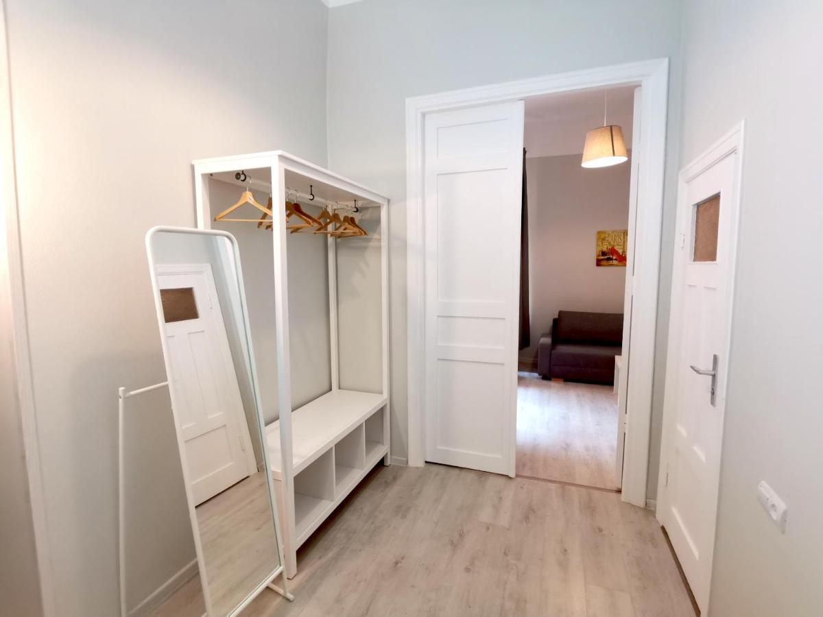 Lacplesa Downtown New 2-Bedroom Apartment Riga Ngoại thất bức ảnh