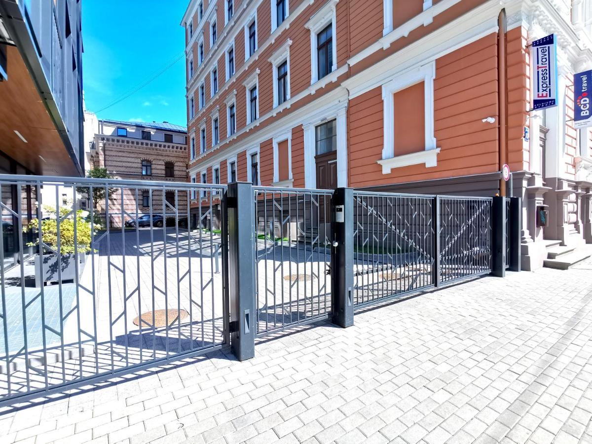 Lacplesa Downtown New 2-Bedroom Apartment Riga Ngoại thất bức ảnh